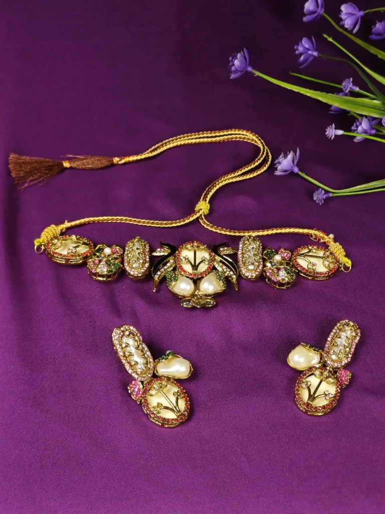 Emerald Queen's Cascade Choker Set with Earrings