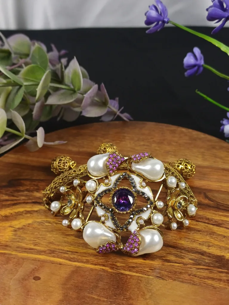 Premium Glow Imperial Mother Pearl Cluster Openable Kara