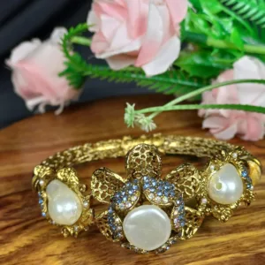 Royal Gemstone Glory Turkish Style Mother Pearl Openable Kara