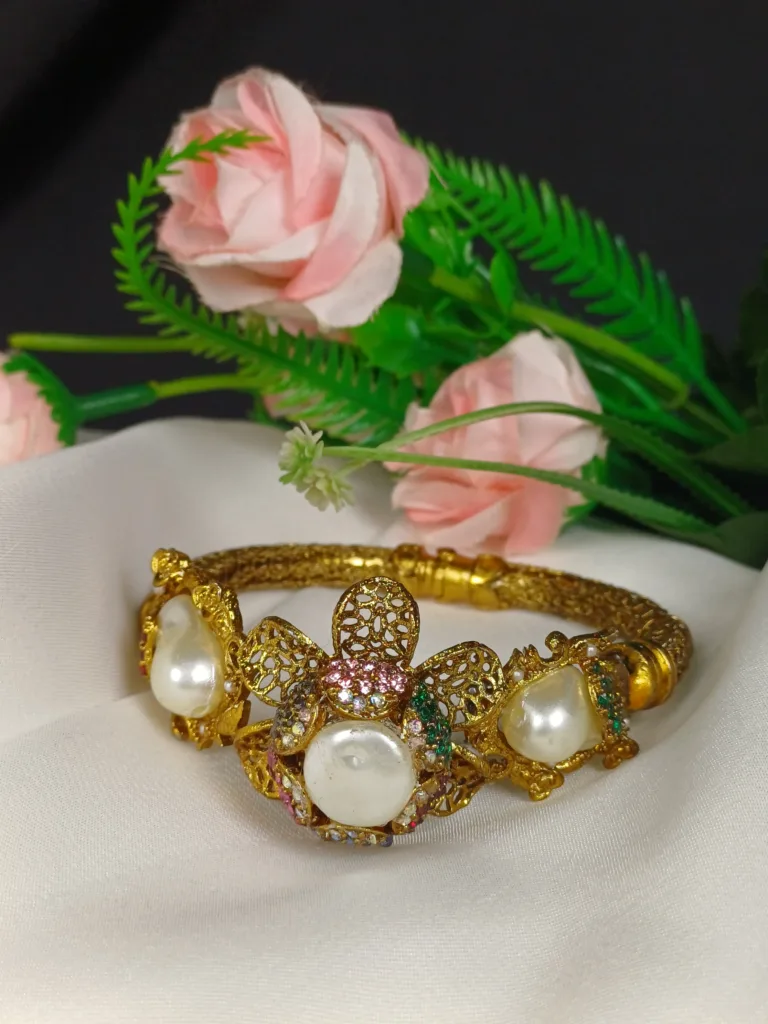 Signature Gemstone Glory Turkish Style Mother Pearl Openable Kara