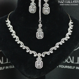The Majestic Platinum-Finish Bridal Set