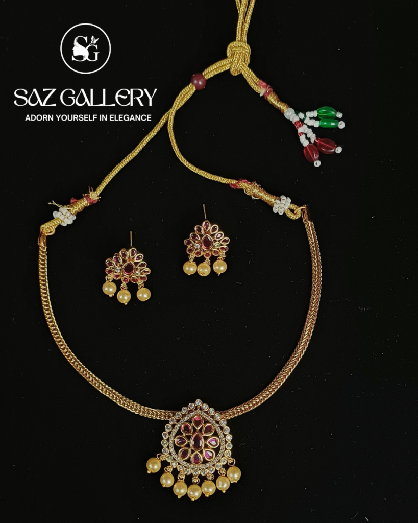 Heritage Blossom Kundan-Style Pendant Set