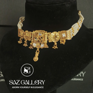 The Royal Heritage Polki-Style Choker Suite